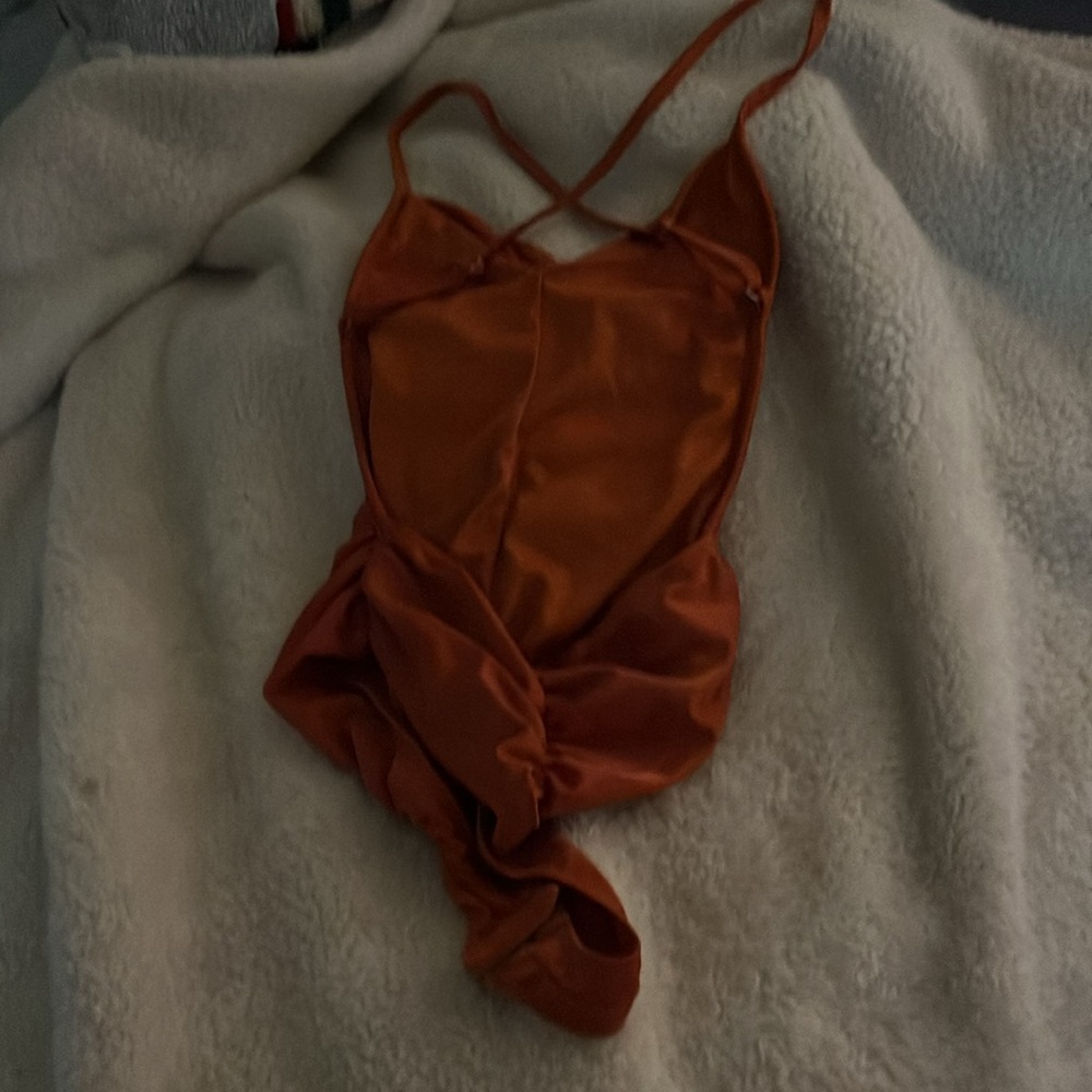 TIL we meet again ruched bodysuit - Picture 3 of 4